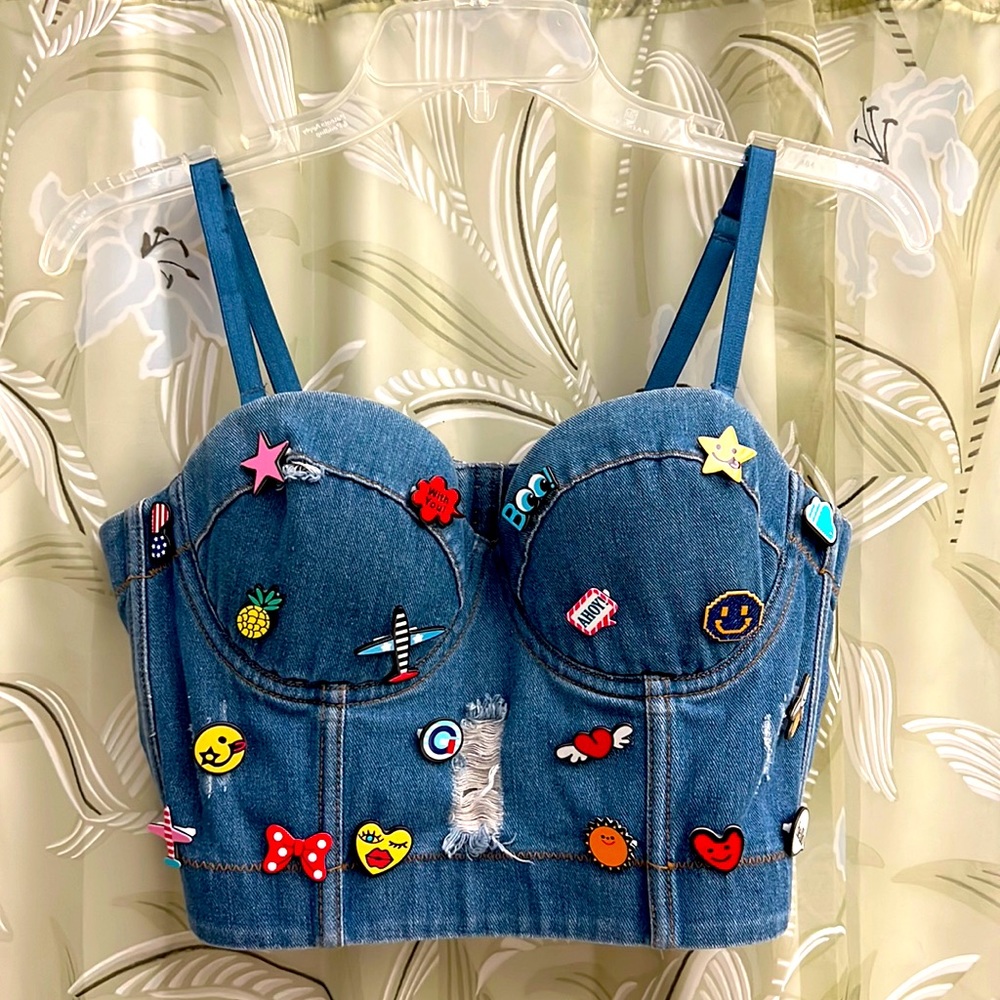 Denim cropped bustier with decorative fun pins!